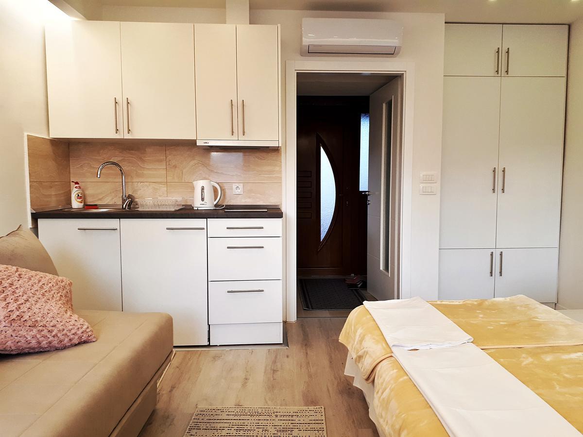 Apartment Frida *
